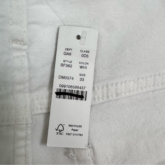 J. Crew High Rise Denim Short White 4” Size 33 BF382 NEW - Picture 7 of 10